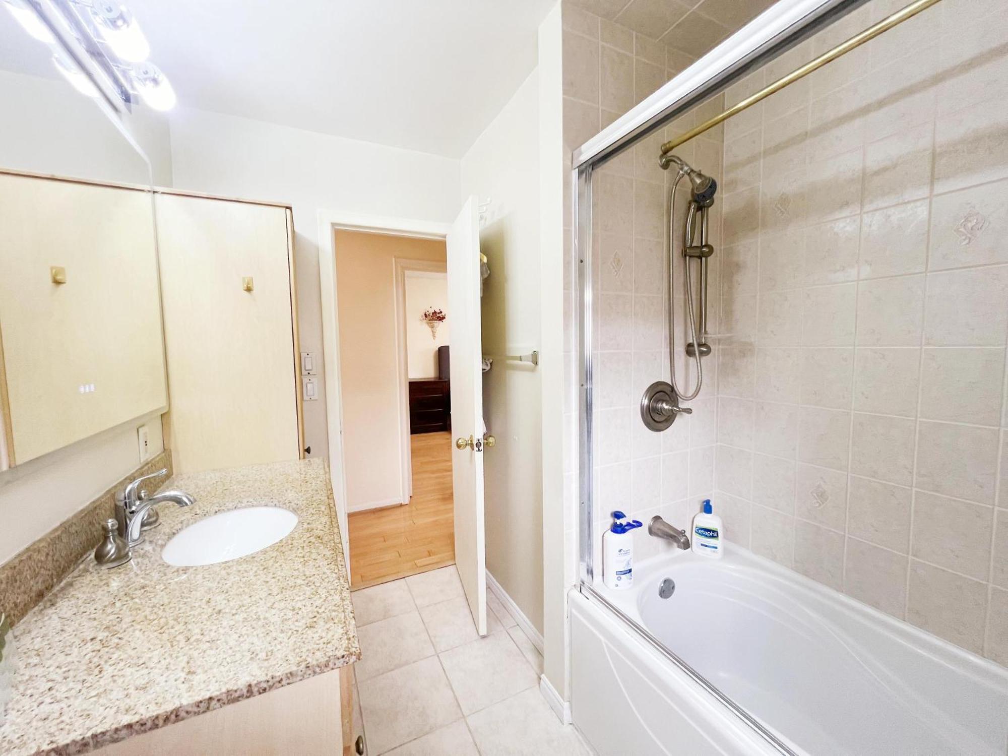 Vihome-110 Mcnicoll Cozy Near Finch And Don Mills Homestay Toronto