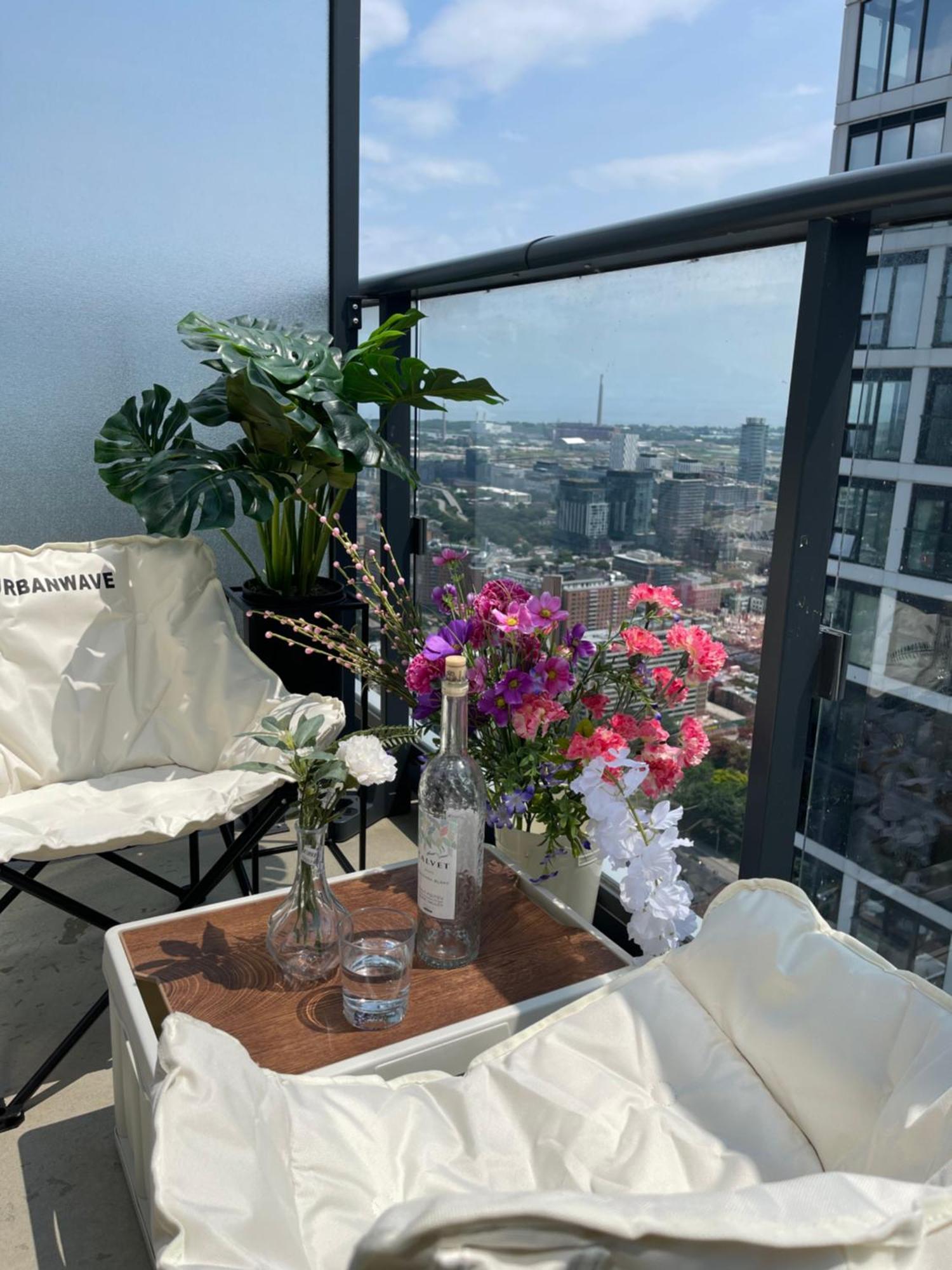 Boutique Penthouse-live In The Sky With Amazing Lakeview Dt Infivilla