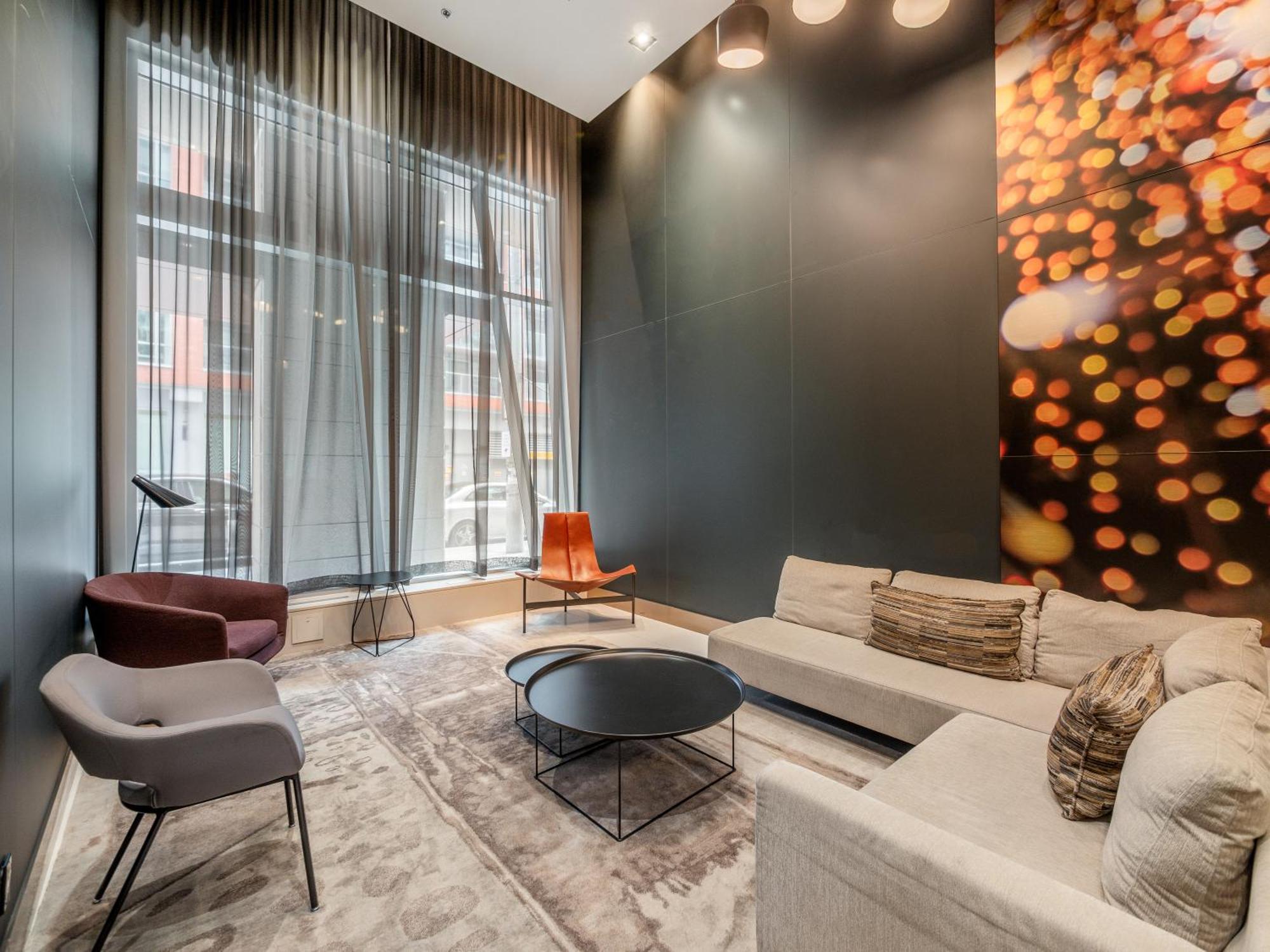 Nobu - Toronto's Entertainment District Apartment *