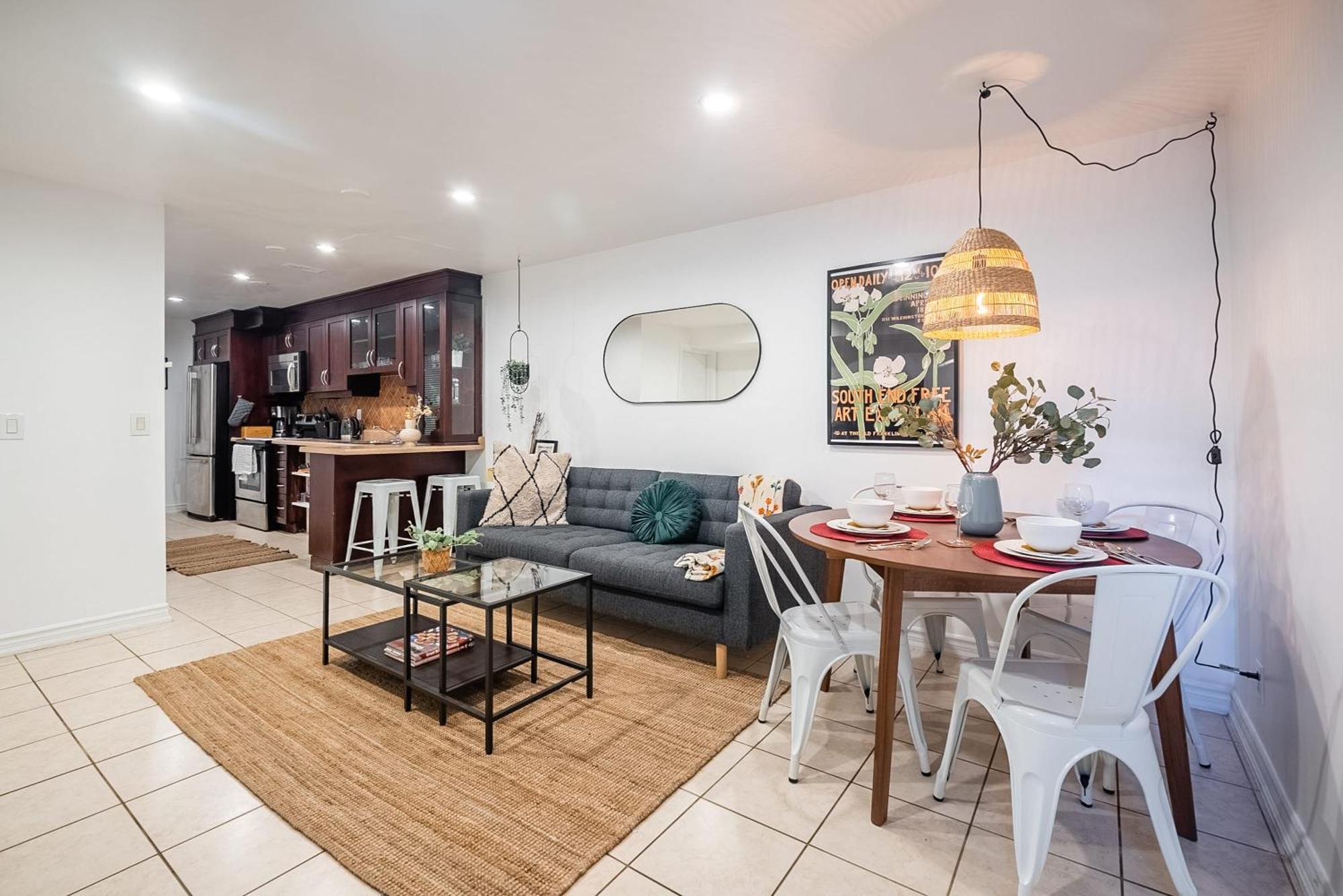 Cozy Basement With Private Patio! Apartment