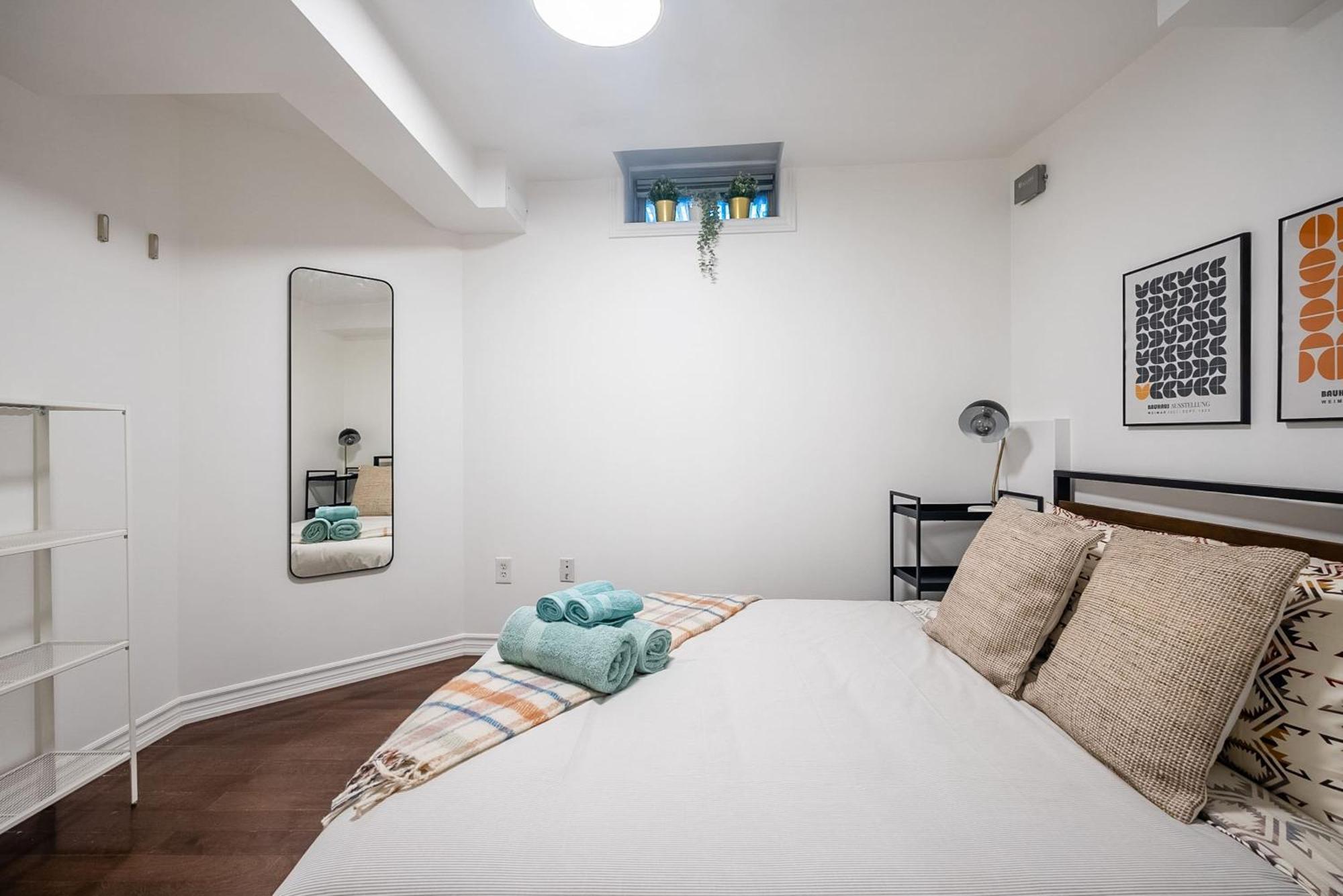 Cozy Basement With Private Patio! Apartment *