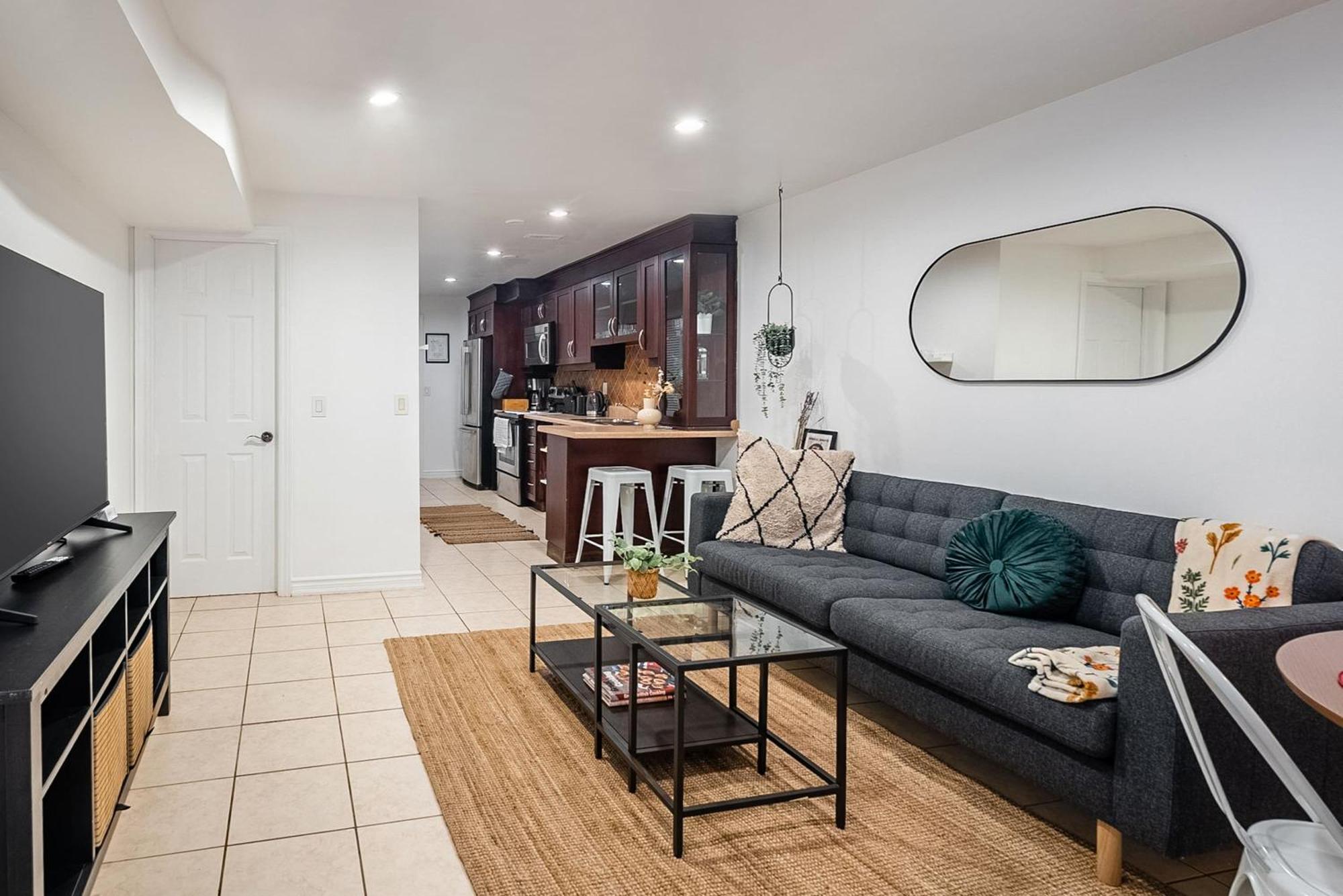 Cozy Basement With Private Patio! * Toronto