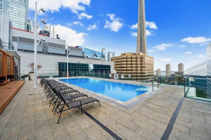 Aparthotel 2bedroom Cn Tower And Water Views - Free Parking - Rooftop Pool *