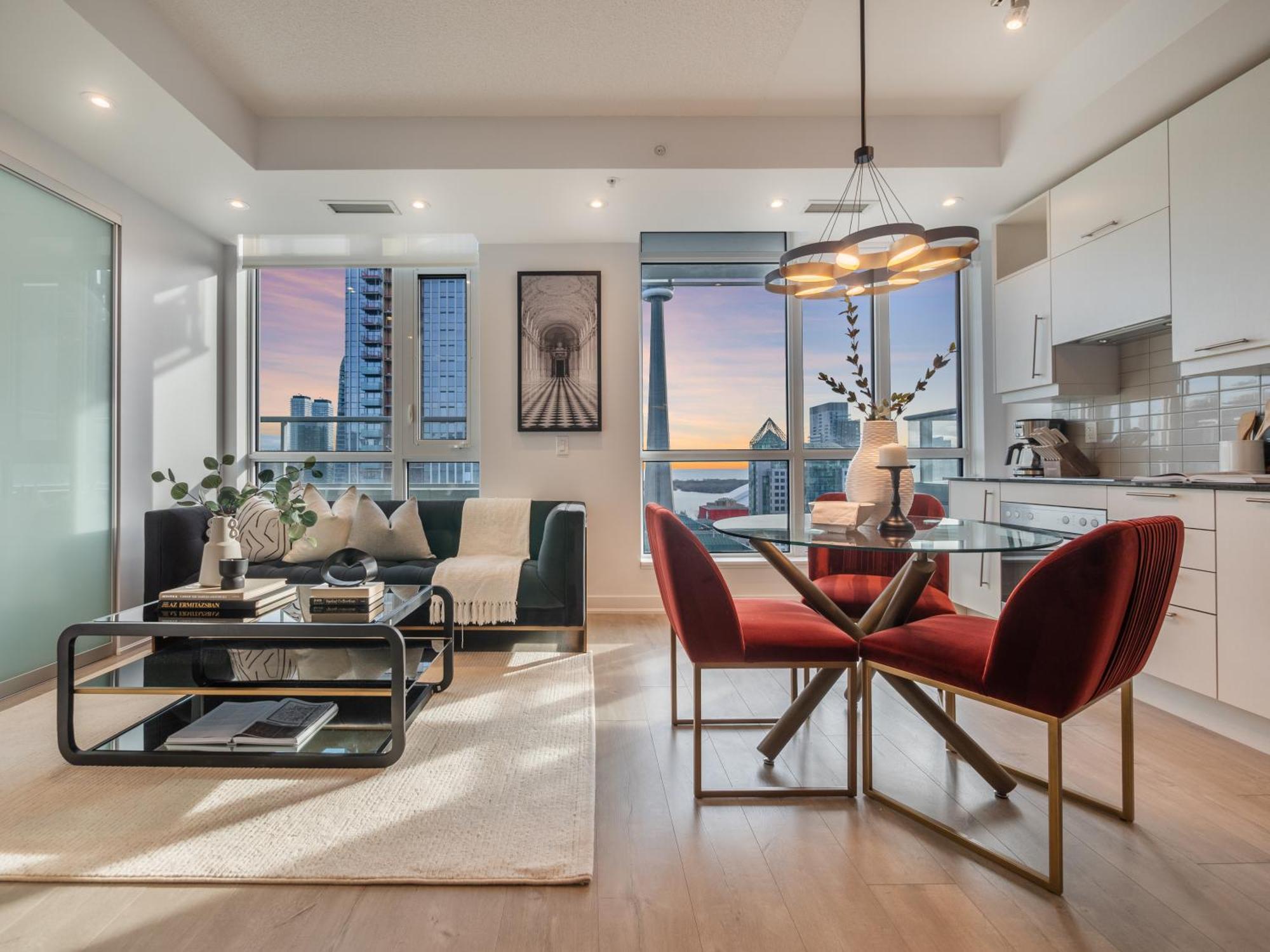 Parc - Entertainment District Apartment