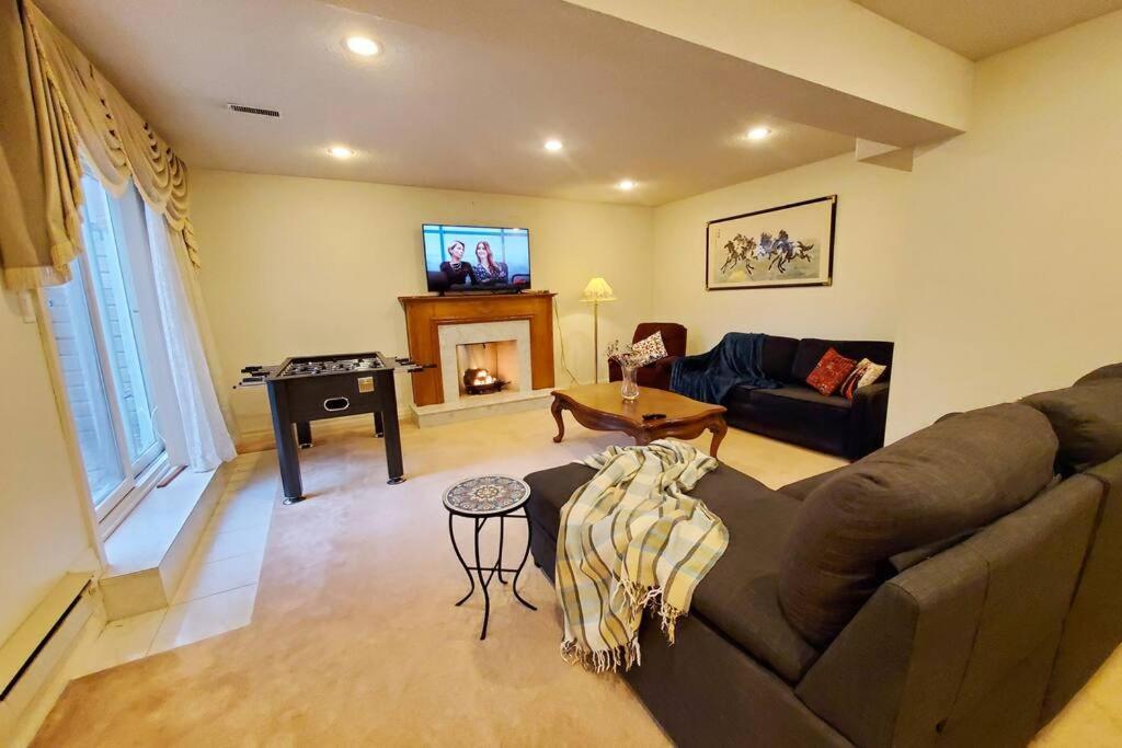 Apartment Quiet And Spacious 2 Bedroom Private Unit