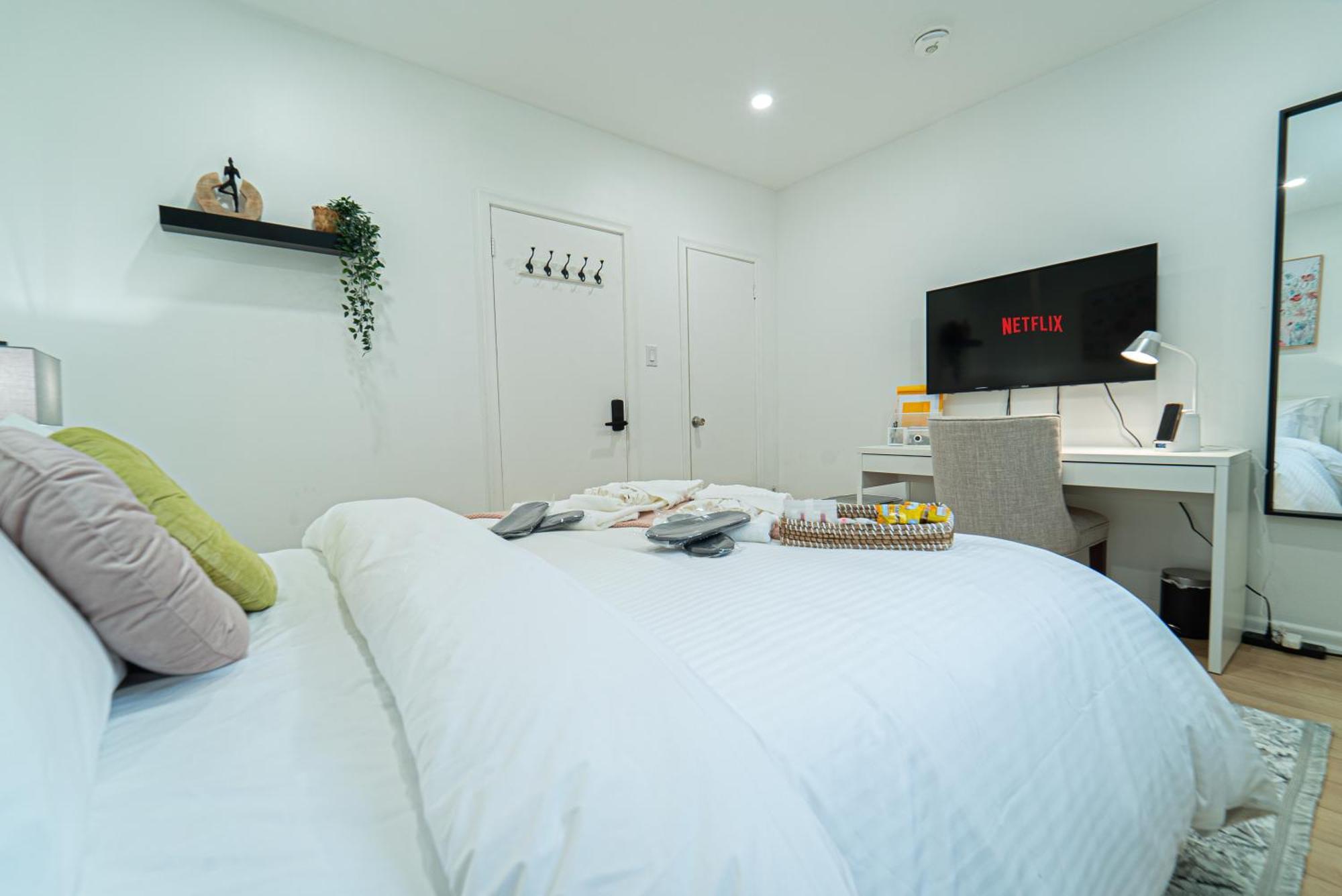 Privatunterkunft Quiet & Comfortable Double Private Room, Free Parking Toronto