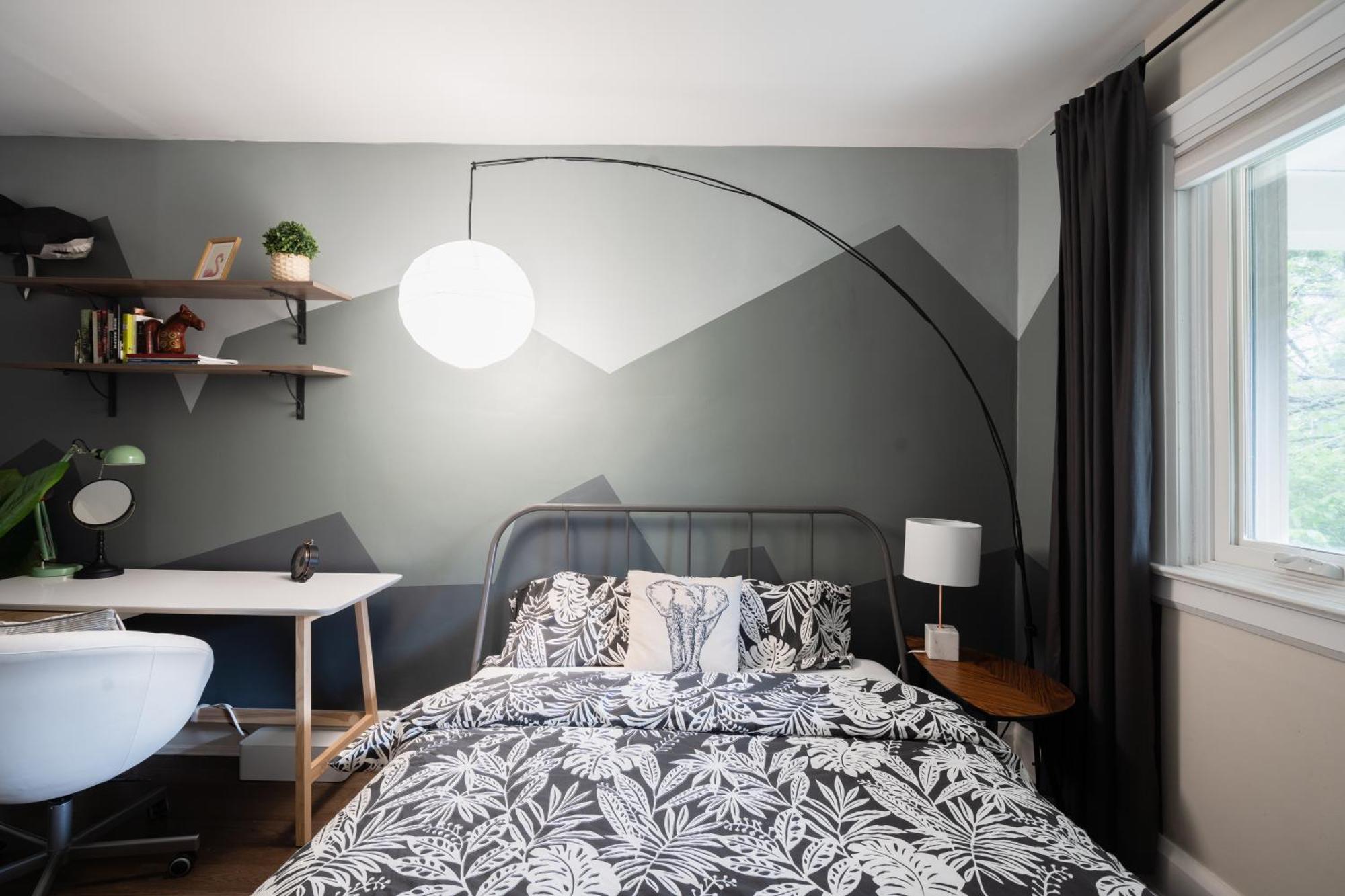 Privatunterkunft Spacious With Ensuite Bathroom Near Subway, Koreatown & Uoft