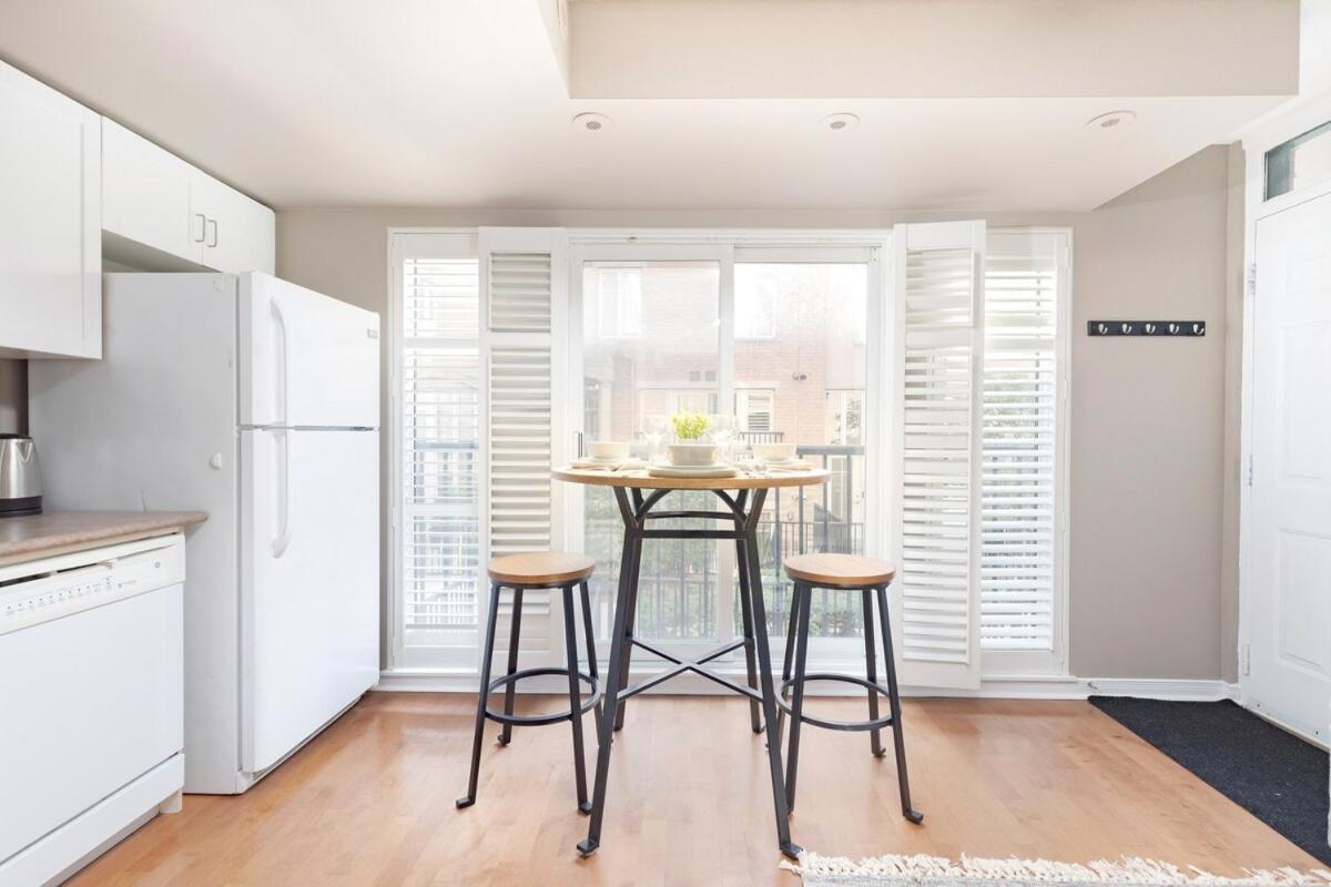Comfy Liberty Village 1bd Steps From King St * Toronto