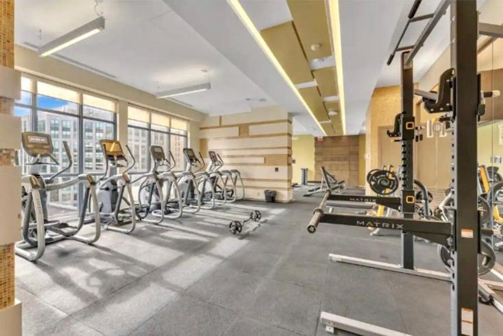 Executive Suite-lakeview-free Parking Aparthotel