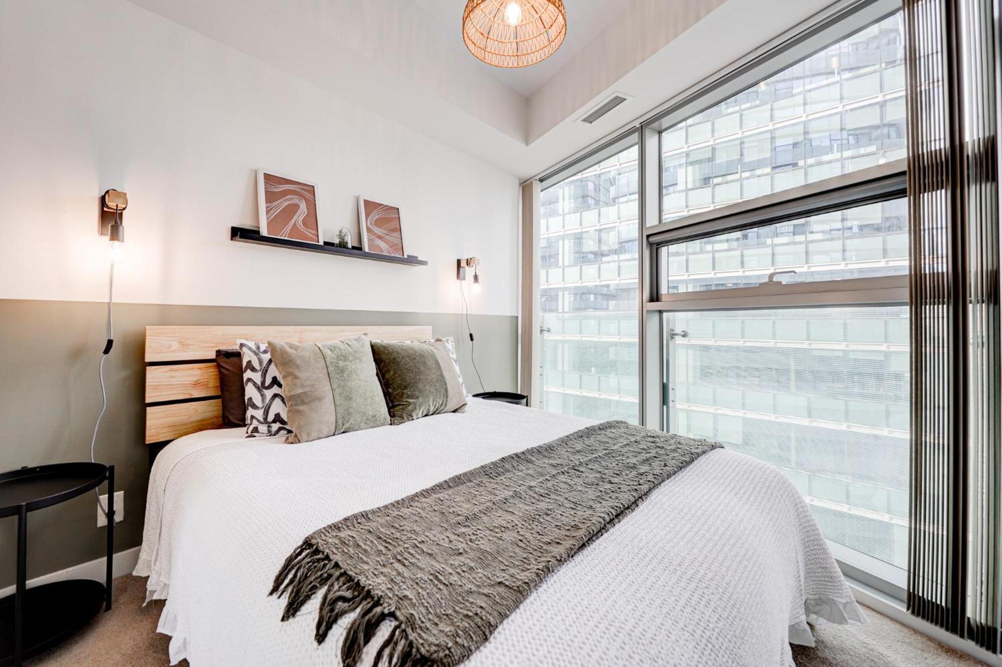 Downtown View! Apartment Toronto