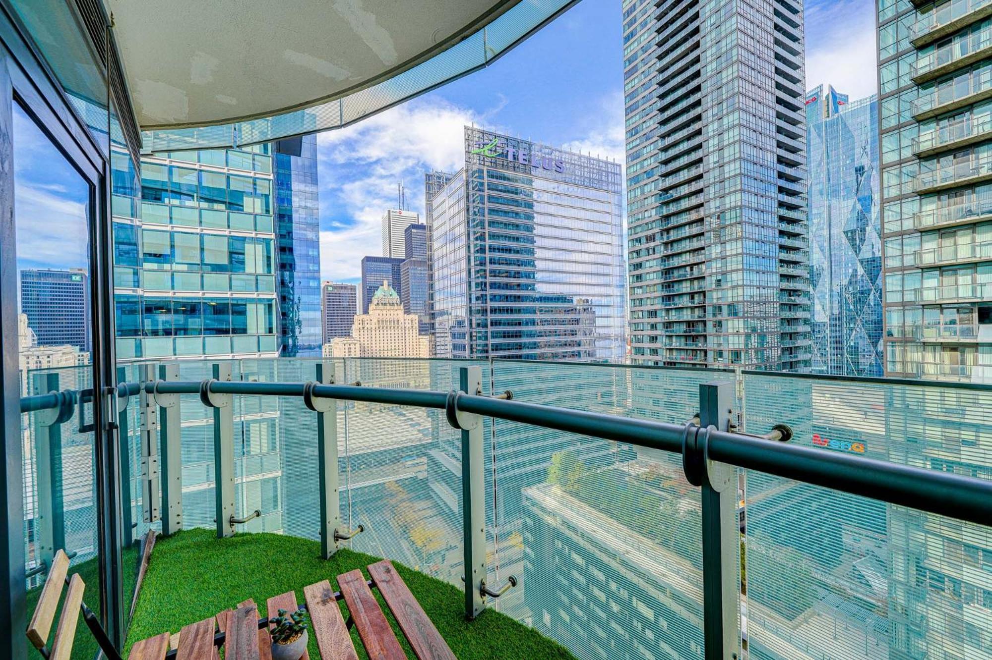 Downtown View! Apartment