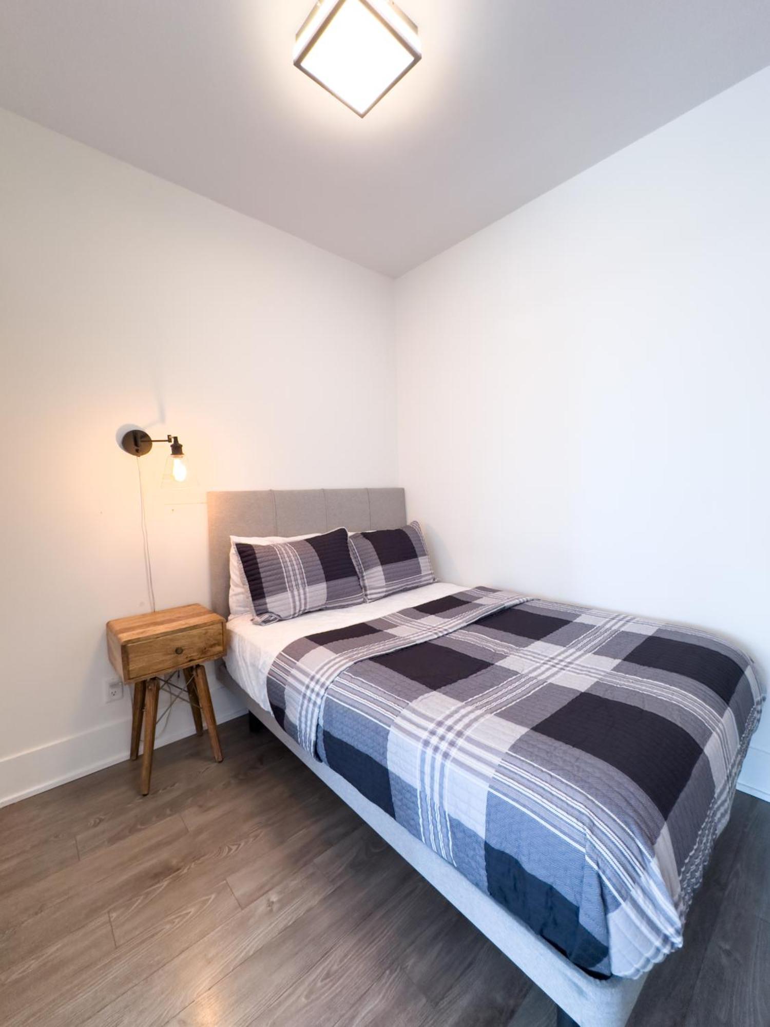 Lux 300 Front Cn Tower View & Free Parking Apartment Toronto