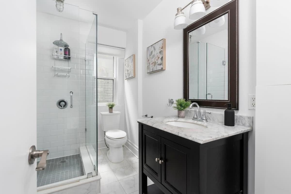 Holiday home 1br Near Queen West *
