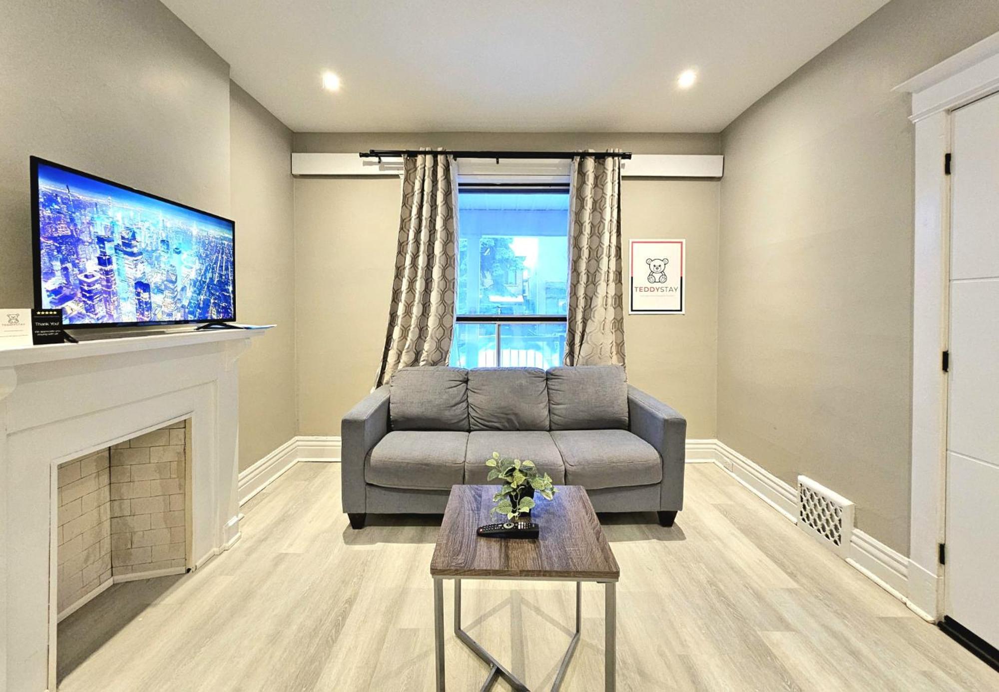 Downtown - Trinity Bellwood Park Apartment *