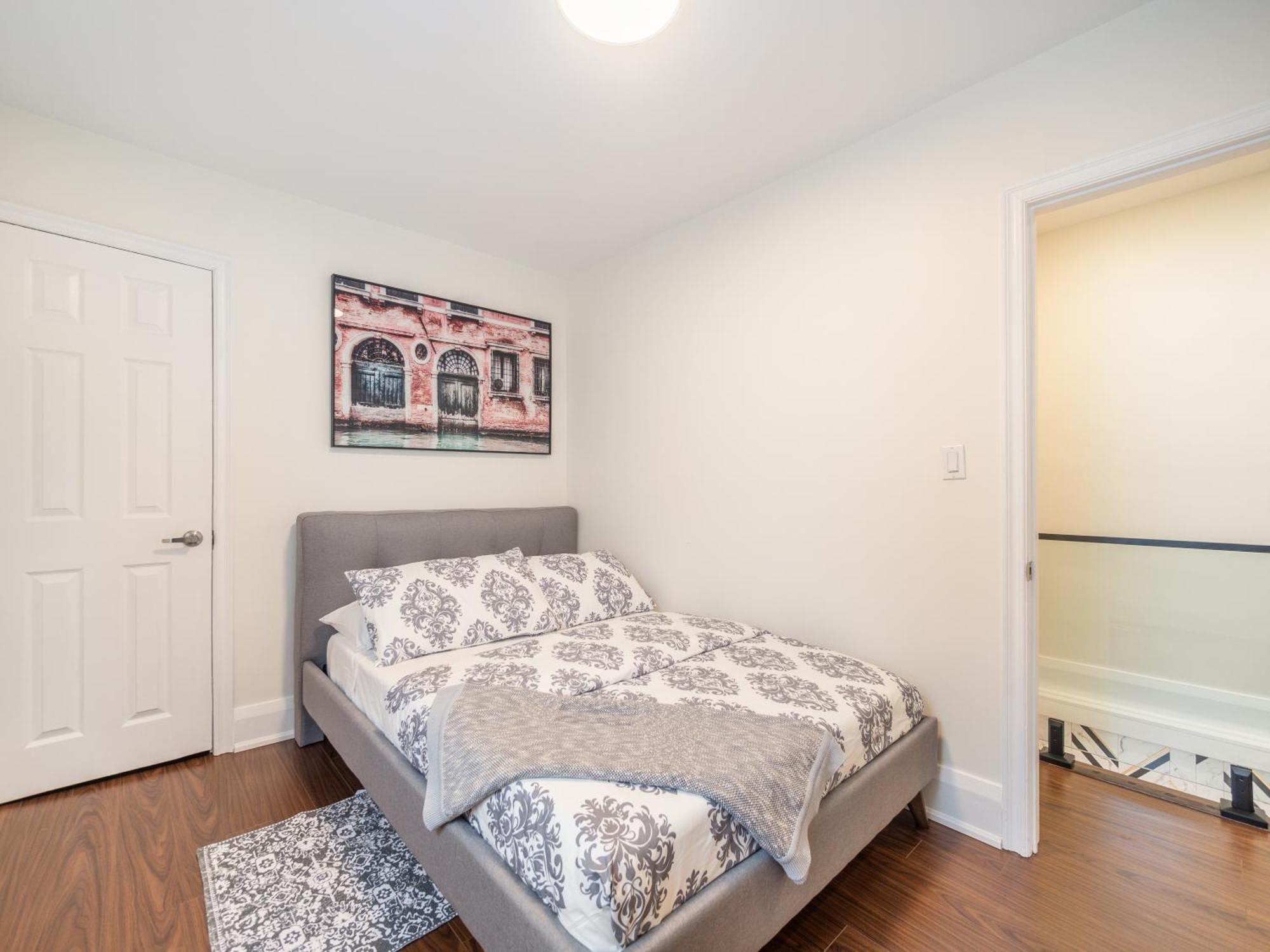 Apartment Designer 3br & 2wr Townhouse