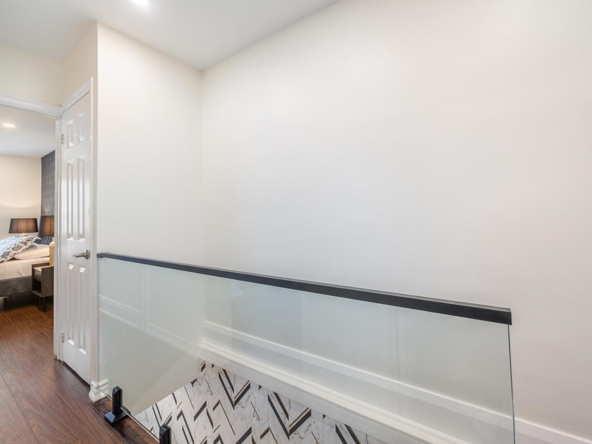 Designer 3br & 2wr Townhouse *