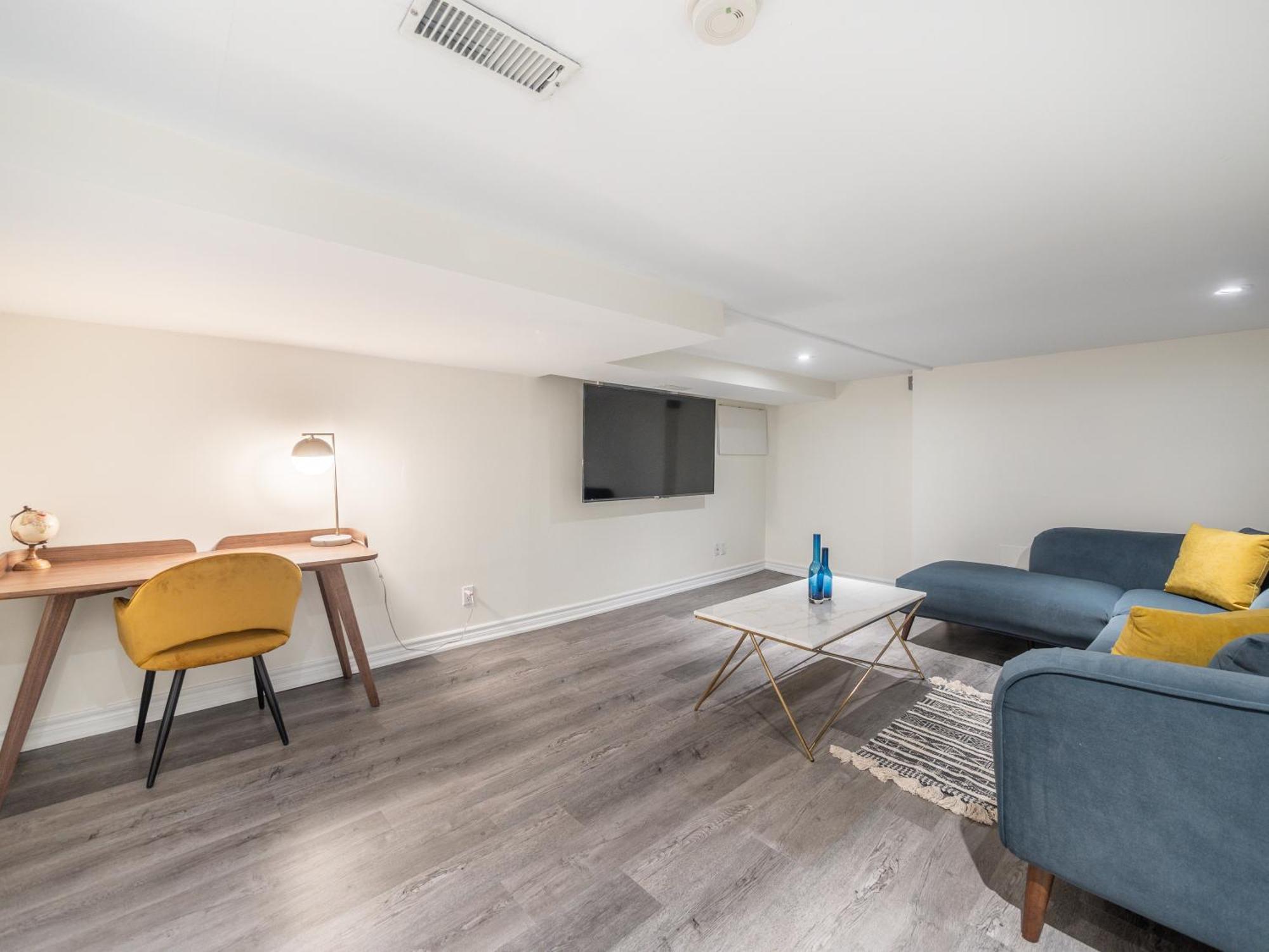 Designer 3br & 2wr Townhouse