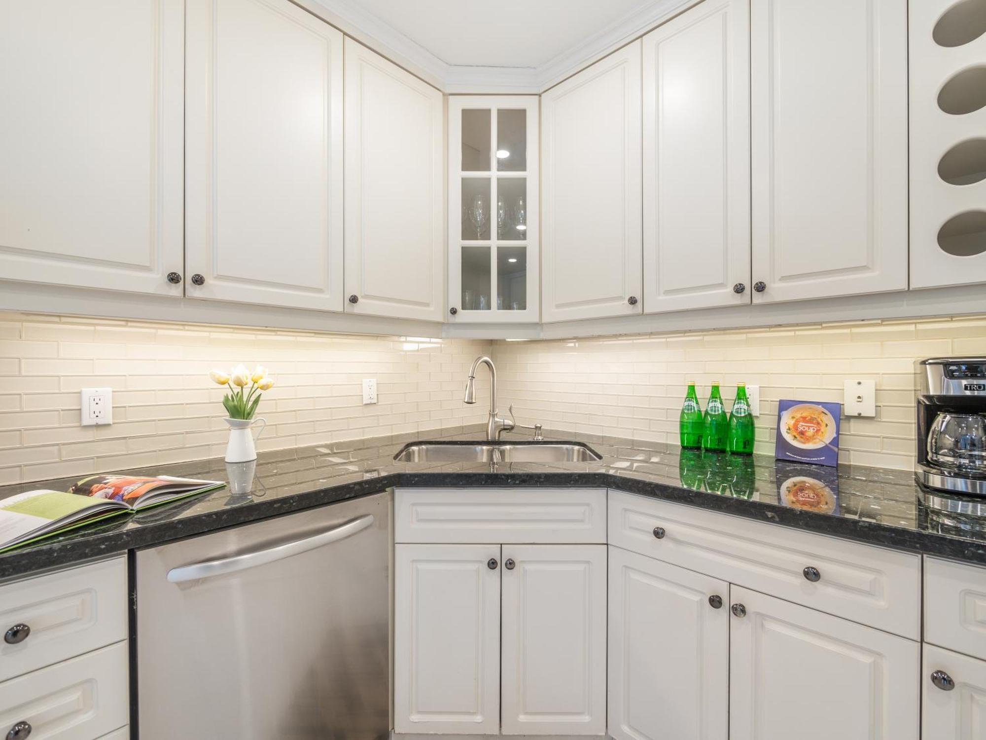 Designer 3br & 2wr Townhouse Toronto