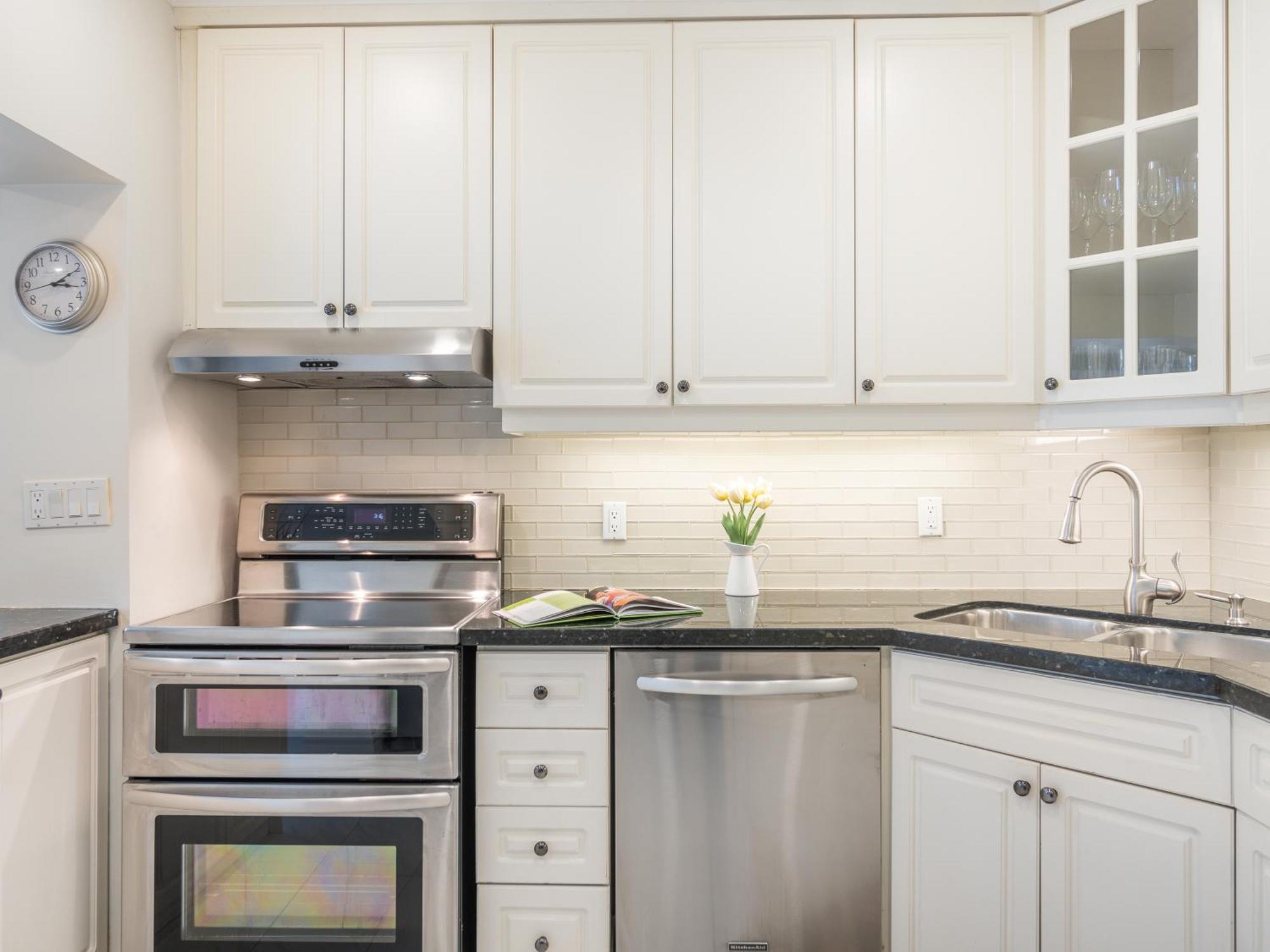 Apartment Designer 3br & 2wr Townhouse *