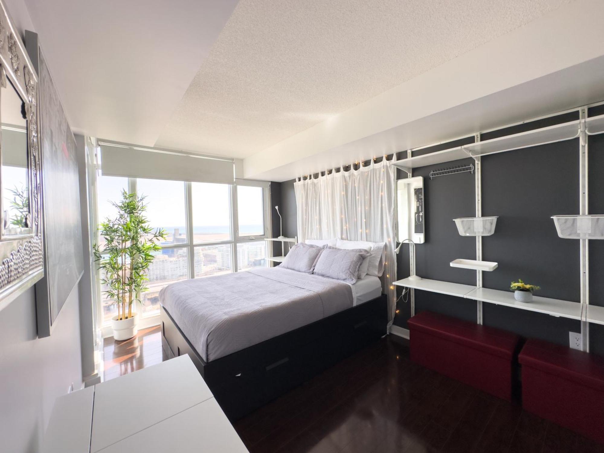 Comfy 2 Beds Lakeview Cn Tower Free Parking