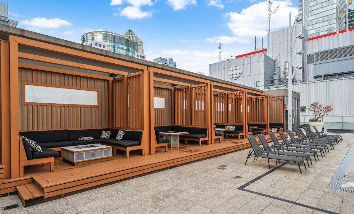 Apartment Comfort Front Cn Tower View & Free Parking *