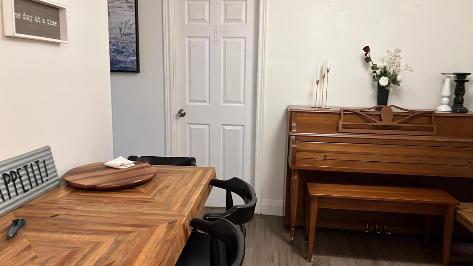 Homestay Sweet Toronto