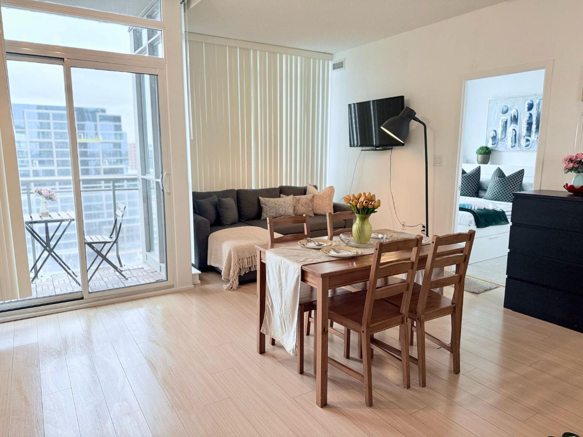 Apartment Downtown 1br With Views Sleeps 4