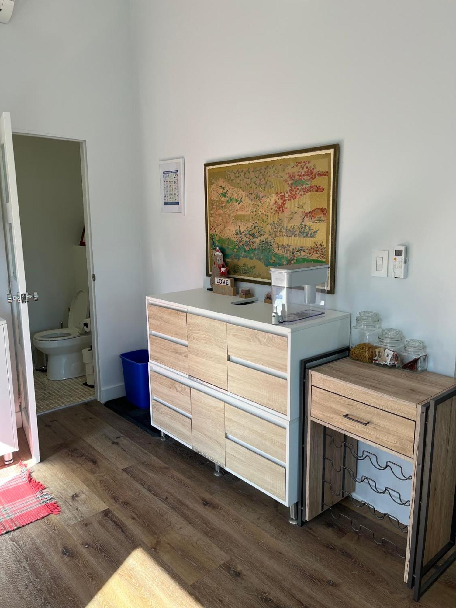 Queen Loft In Nature Homestay Toronto