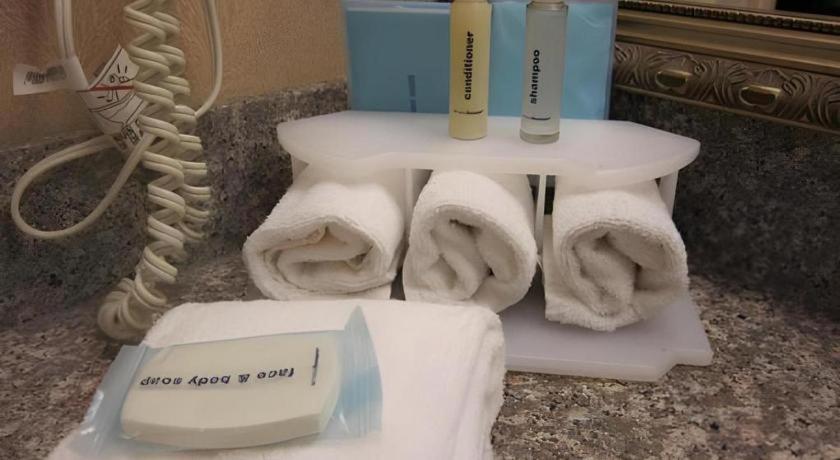 Express East - Scarborough By Ihg Hotel 2*