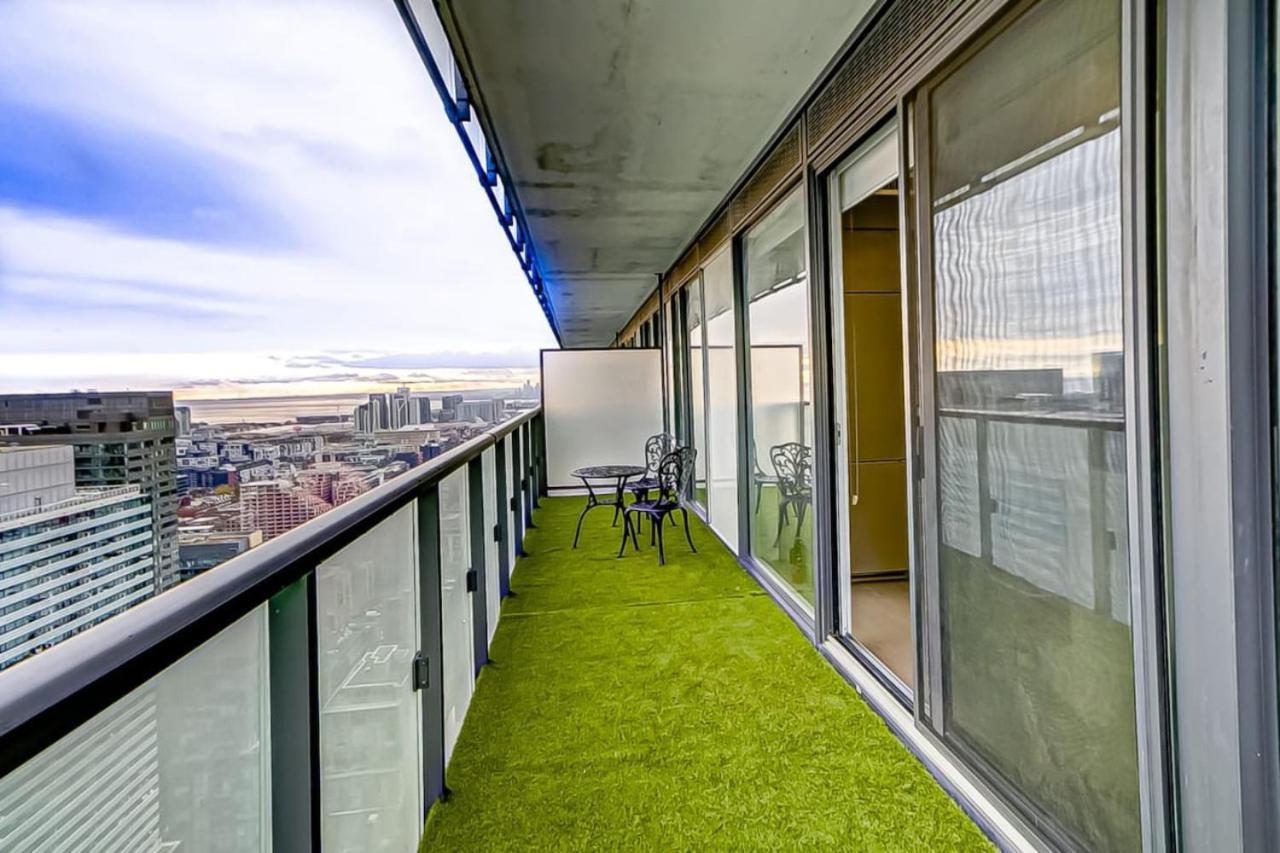 Holiday home The Skyline Retreat By Instant Toronto
