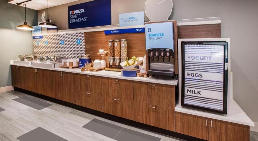 Express East - Scarborough By Ihg 2* Toronto