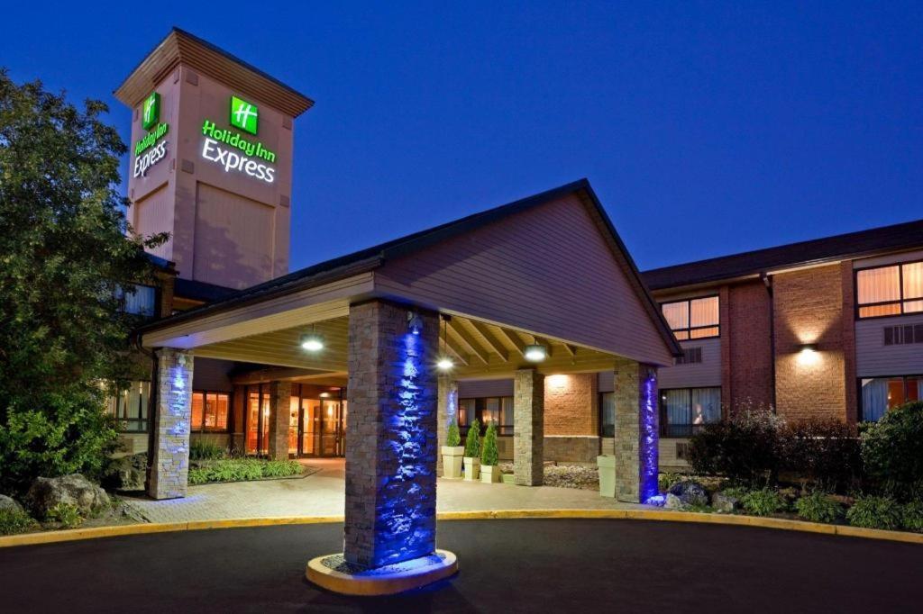 Express East - Scarborough By Ihg 2*