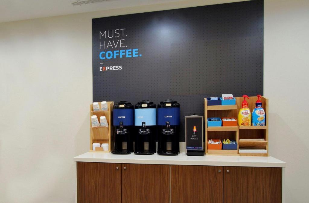 Express East - Scarborough By Ihg