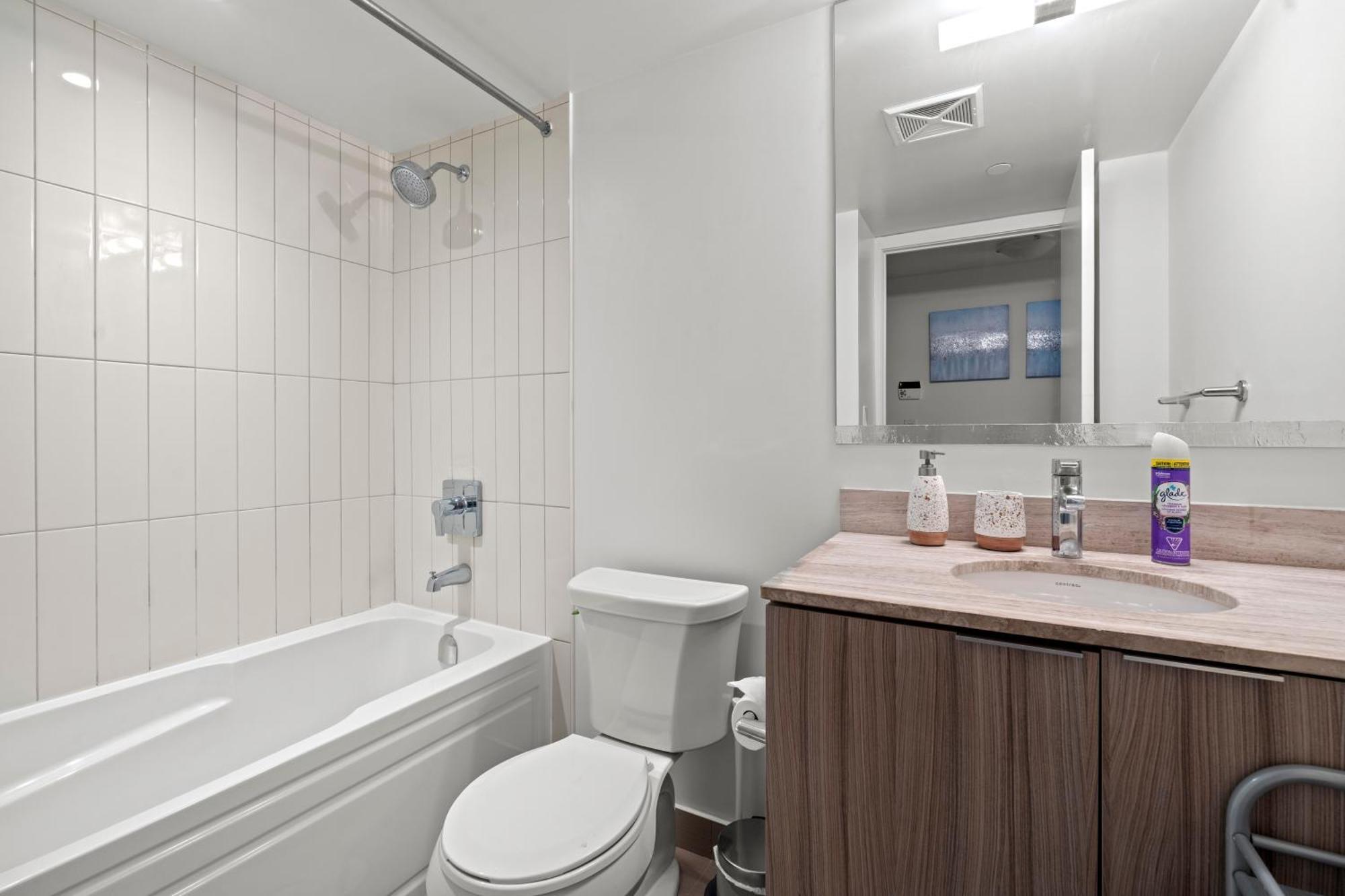 The Britt By Globalstay In Downtown Apartment