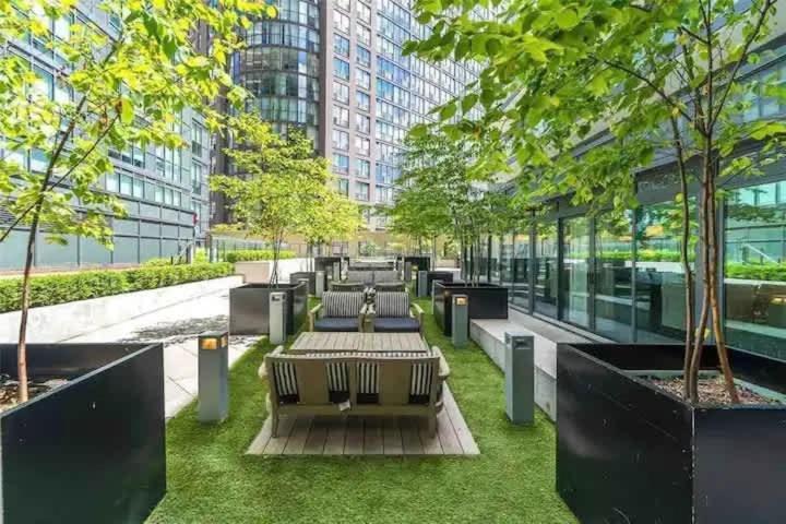 Luxury In Downtown Toronto