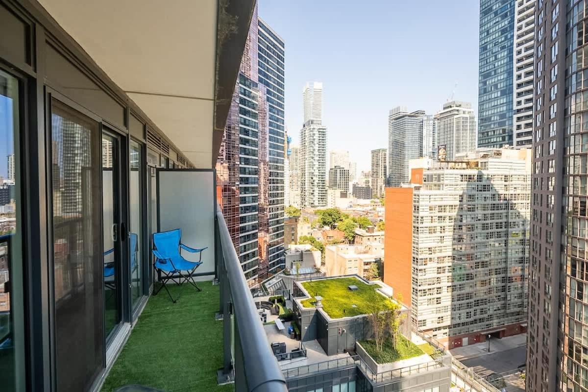 Luxury In Downtown * Toronto