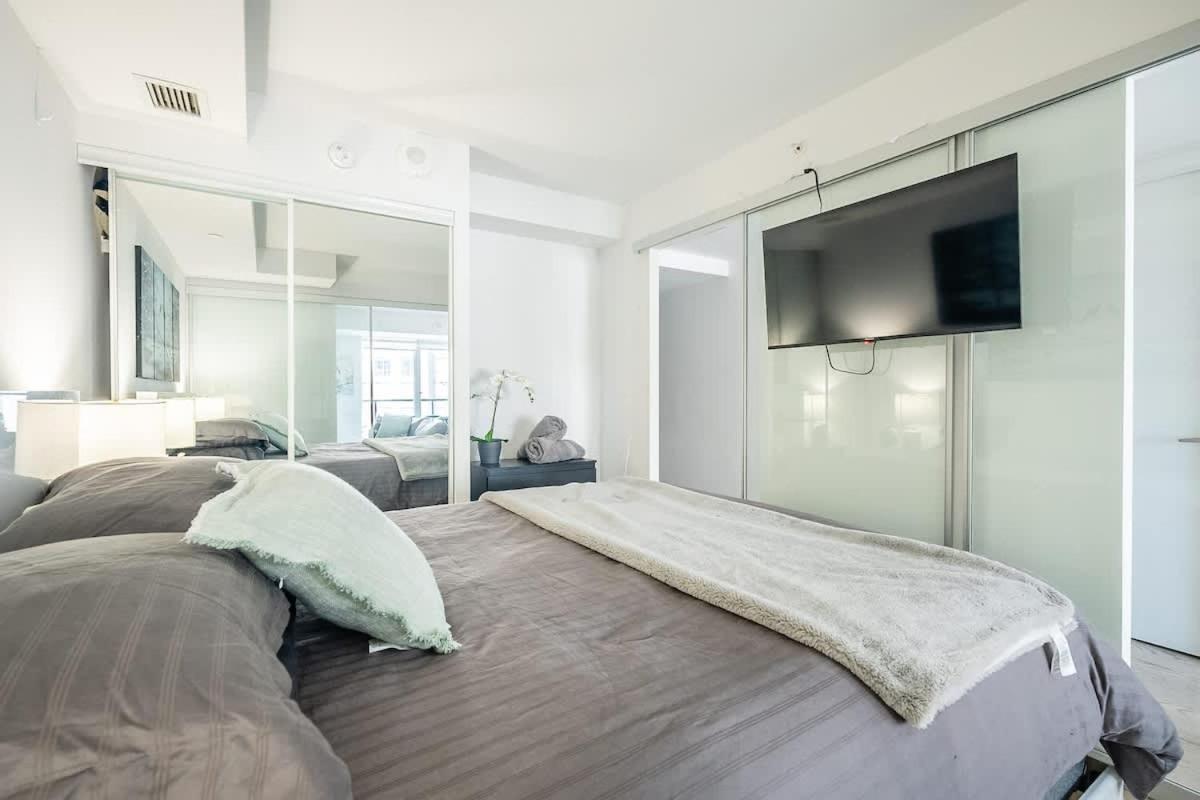 Luxury In Downtown Holiday home
