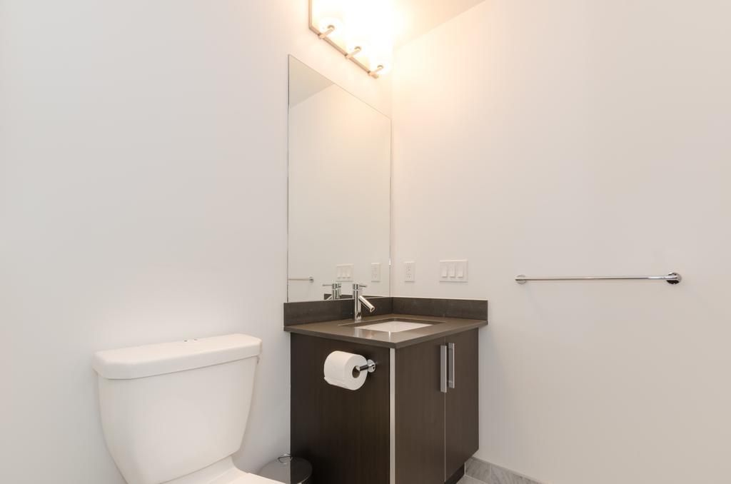 Grand Royal Condos - Apartment Toronto