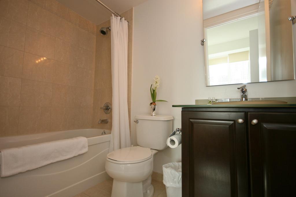 Yorkville Residence Apartment Toronto
