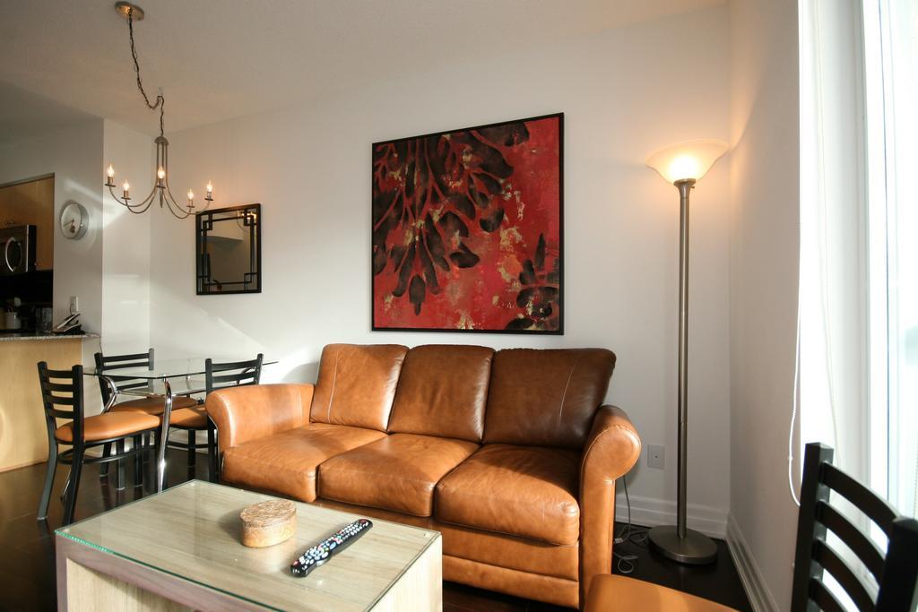 Apartment Yorkville Residence *
