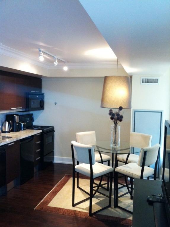 Mary-am Suites - Terraces Of St. Gabriel - Furnished Condo Toronto