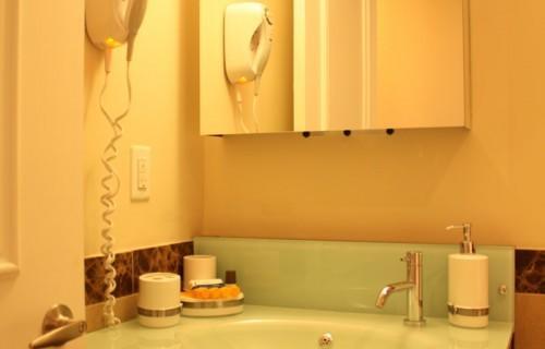 Condo Mary-am Suites - Terraces Of St. Gabriel - Furnished Toronto