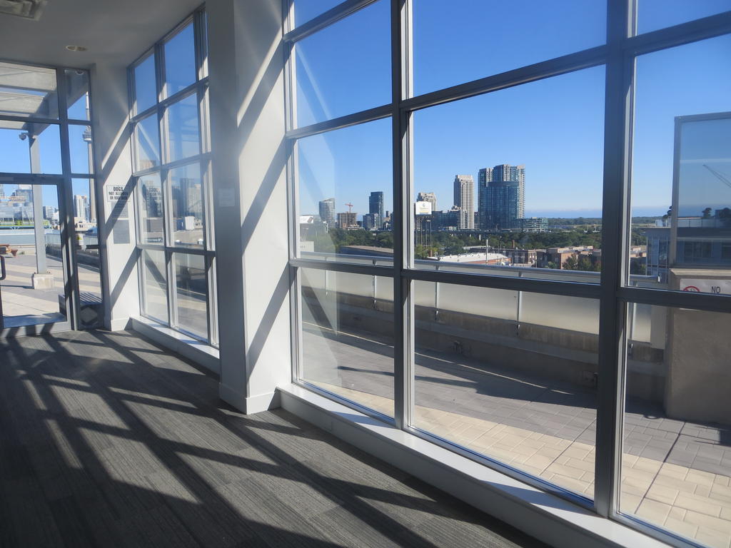 Apartment Super Awesome King West Furnished Toronto