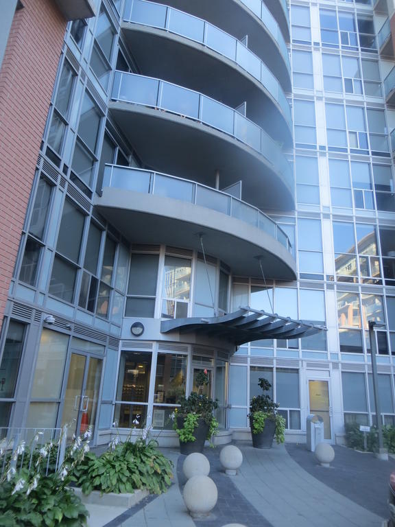 Apartment Super Awesome King West Furnished Toronto
