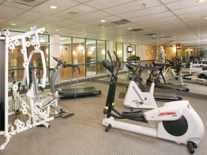 Hotel Doubletree By Hilton Airport, On Toronto