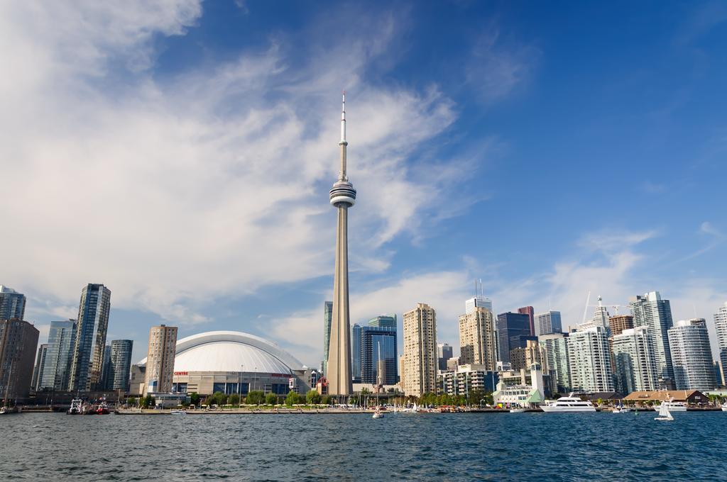 Grand Royal - Cn Tower Toronto