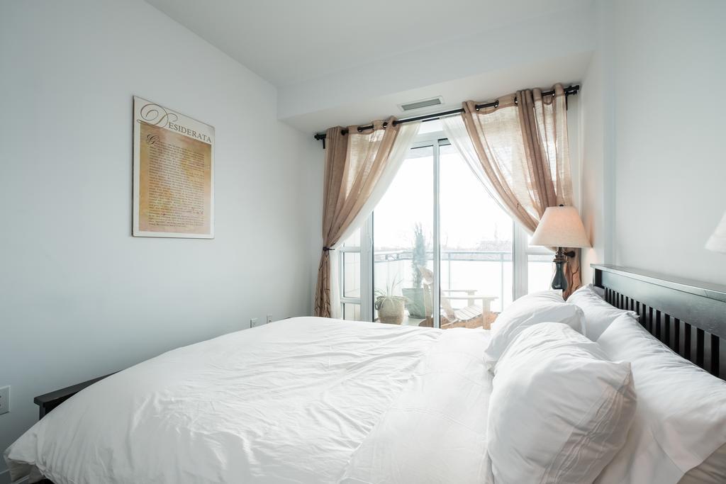 Apartment Luxury Leslieville - 2 Bedroom 2 Bath Toronto
