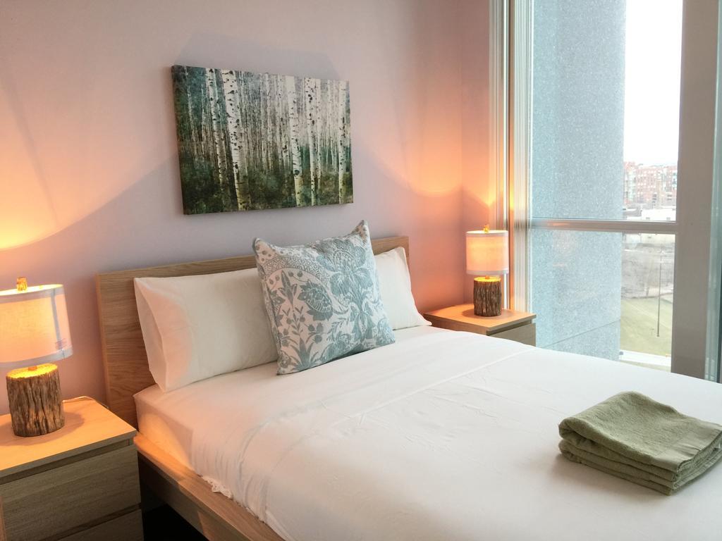 Rs - York Blvd Apartment *