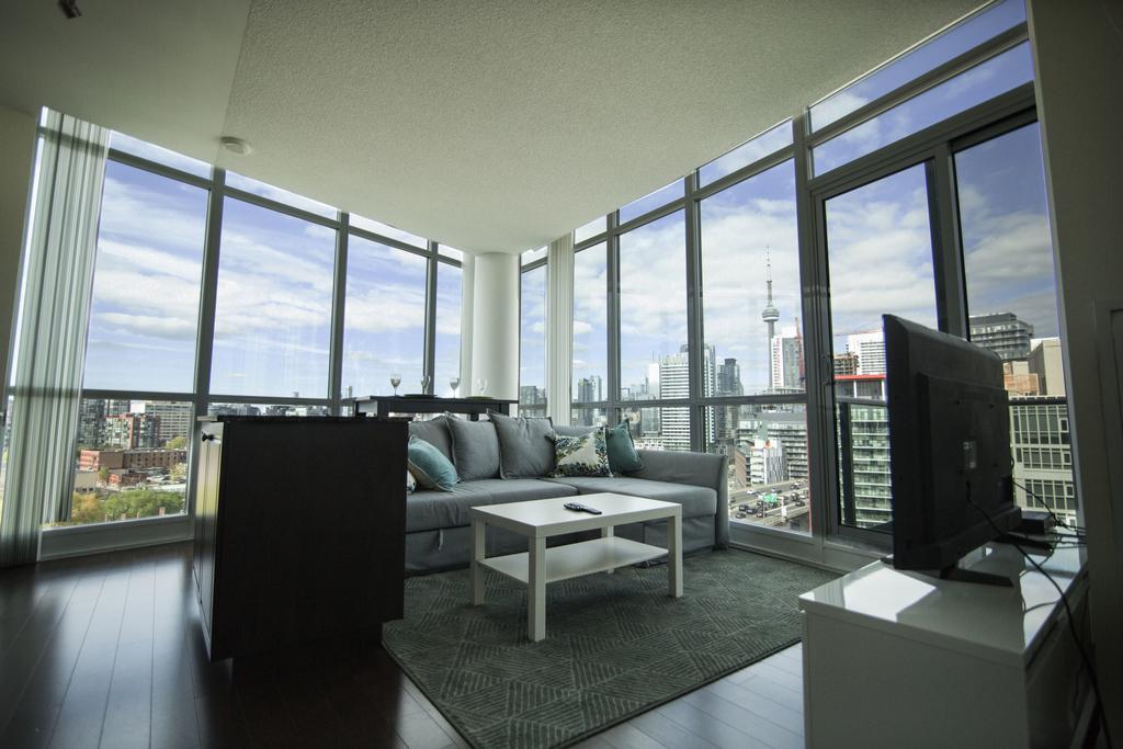 Apartment Rs - York Blvd *