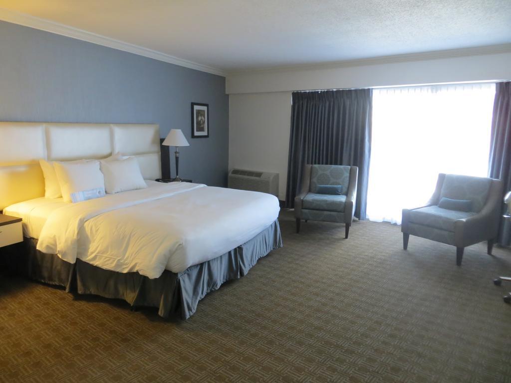 Hotel Don Valley And 3*